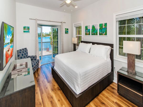 Cayman Island Vacation Villa Private Pool & Full Ocean Views
