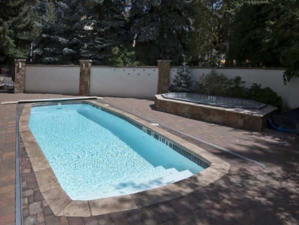 Exquisite 3 Bedroom + Den Vacation Rental in Vail Village