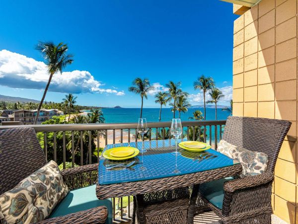 Oceanfront Vacation Condo Maui with Spectacular Views
