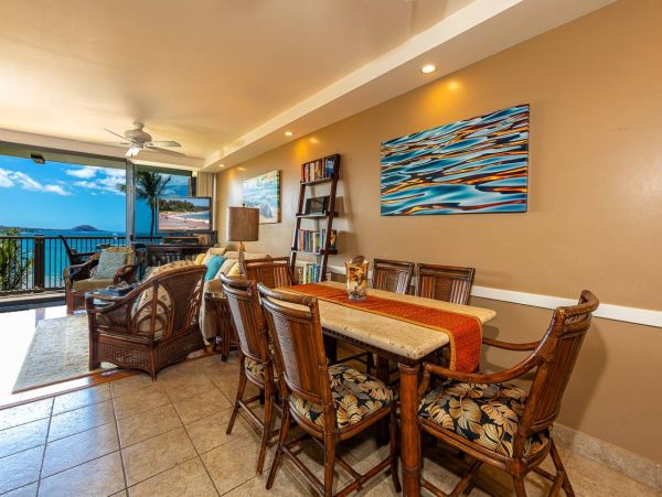 Oceanfront Vacation Condo Maui with Spectacular Views