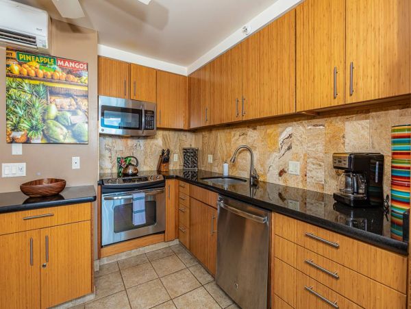 Oceanfront Vacation Condo Maui with Spectacular Views