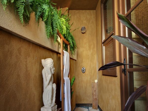 Luxurious Four Bedroom Vacation Home in Lahaina