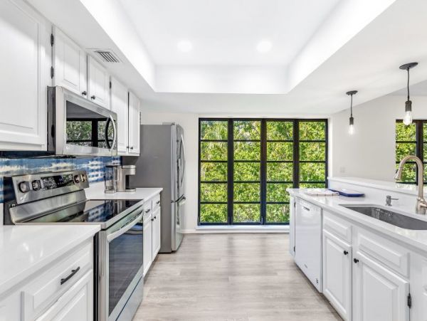 Completely Updated Two Bedroom Vacation Home in Captiva