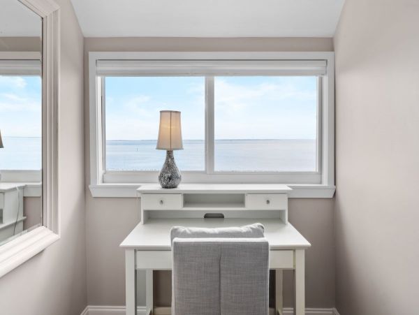 Beautiful Bay Views Condo with 3-Bedrooms in Captiva Island