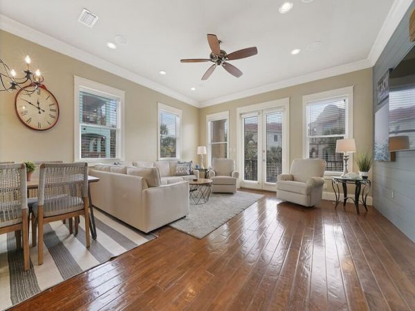 5 Bedroom Home in Destiny by The Sea
