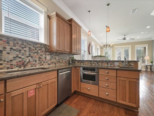 5 Bedroom Home in Destiny by The Sea