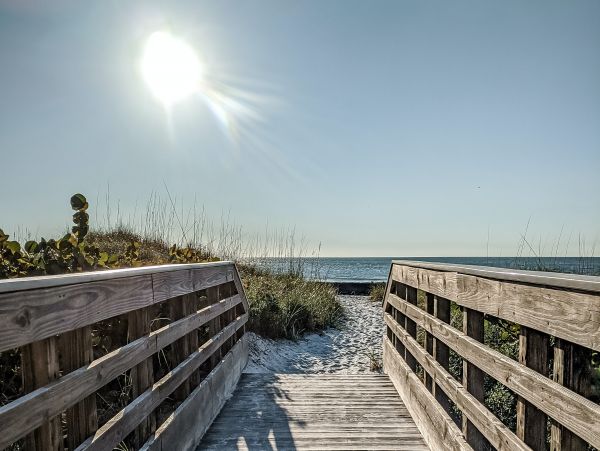Two Bedroom Charming Vacation Townhouse in Bradenton Beach