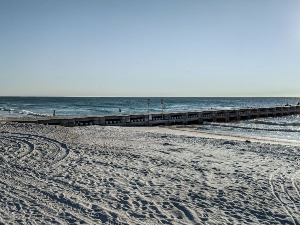 Two Bedroom Charming Vacation Townhouse in Bradenton Beach