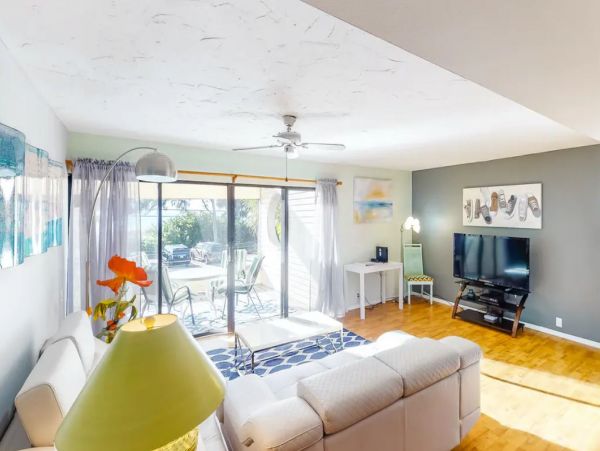 Two Bedroom Vacation Townhouse in Bradenton Beach Florida