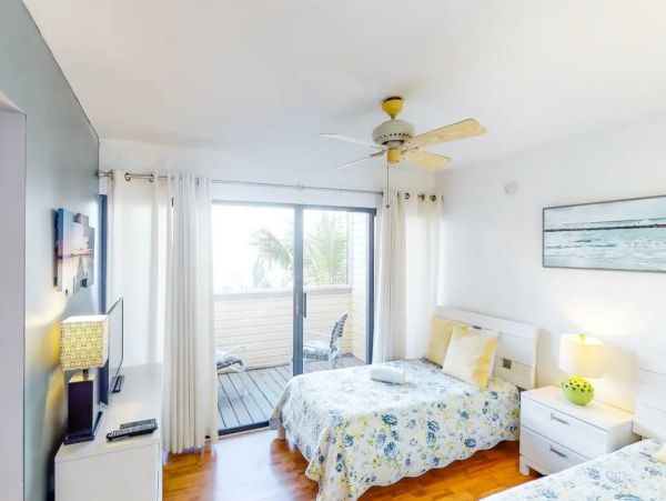 Two Bedroom Vacation Townhouse in Bradenton Beach Florida