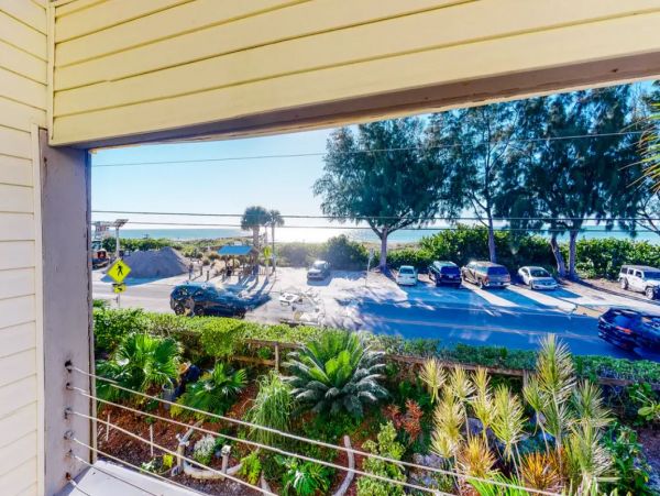 Two Bedroom Vacation Townhouse in Bradenton Beach Florida