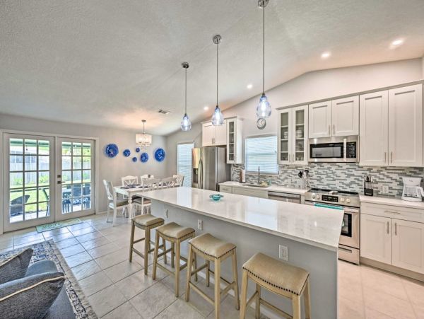 Naples Three Bedroom Rental Pool Home Close to the Beach