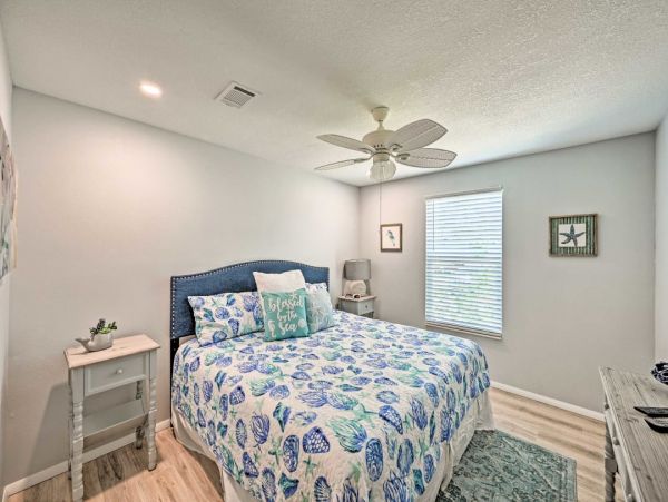 Naples Three Bedroom Rental Pool Home Close to the Beach