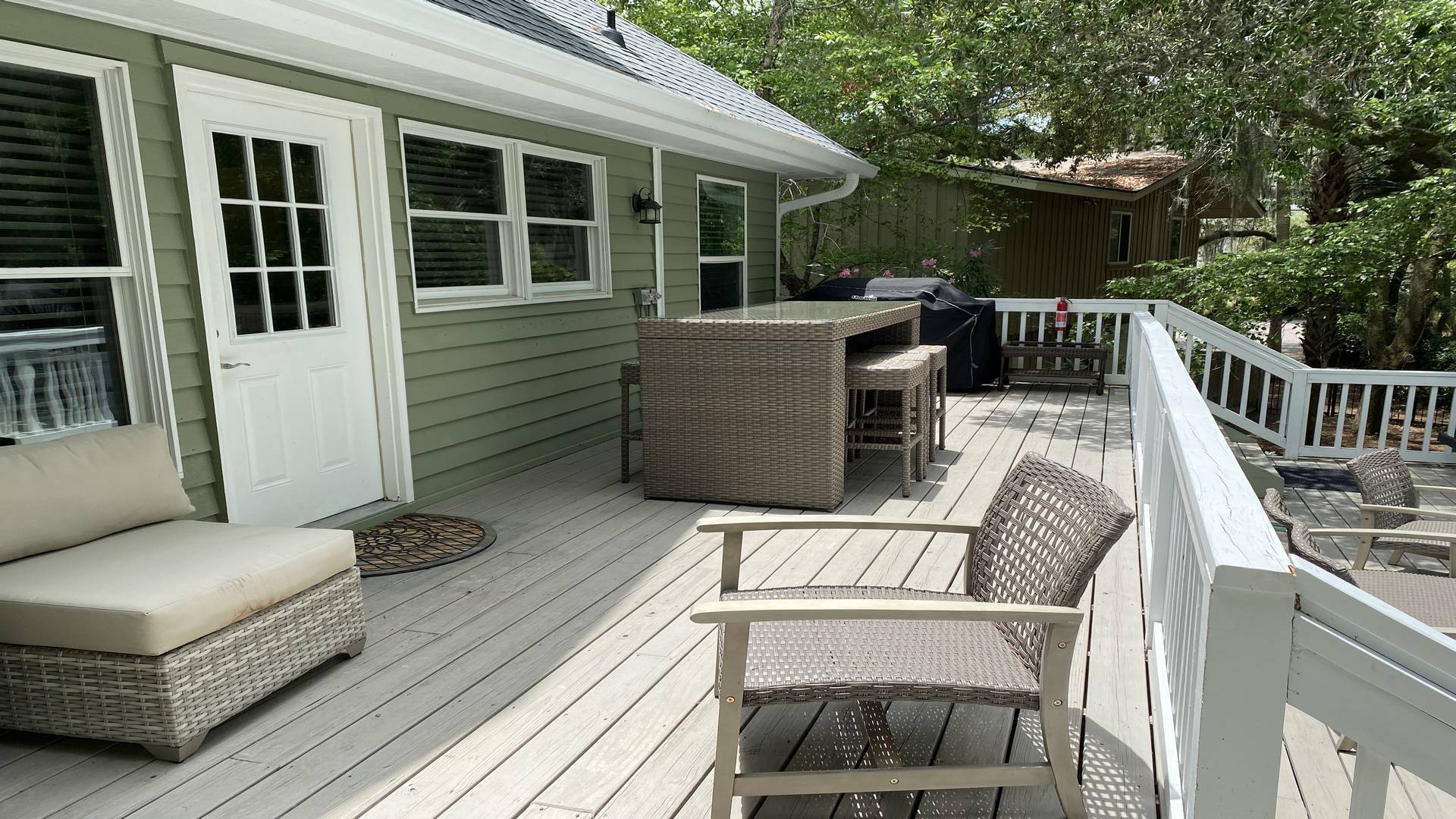2nd Row 5 Bedroom Beach home in North Forest Beach