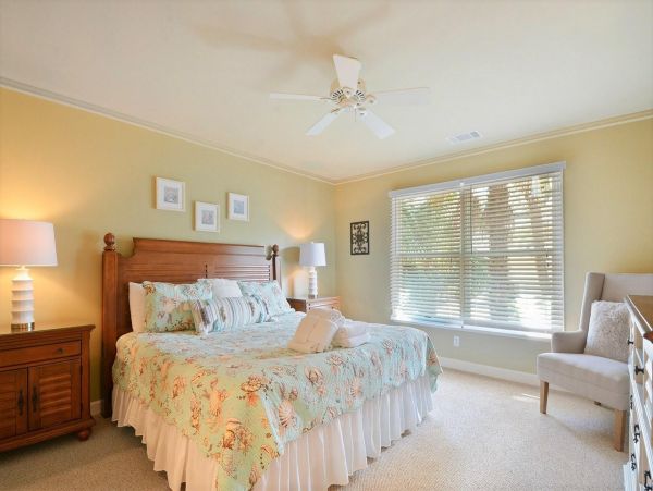2nd Row 5 Bedroom Beach home in North Forest Beach