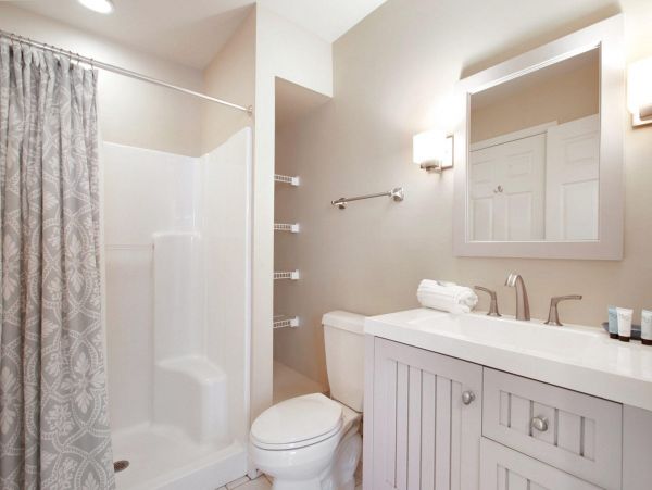 2nd Row 5 Bedroom Beach home in North Forest Beach