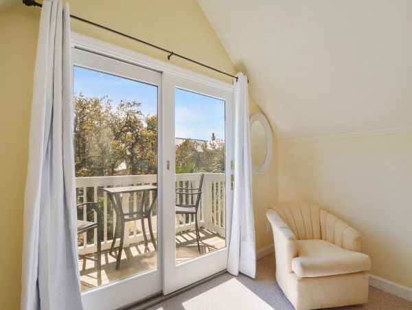 2nd Row 5 Bedroom Beach home in North Forest Beach