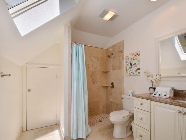 2nd Row 5 Bedroom Beach home in North Forest Beach