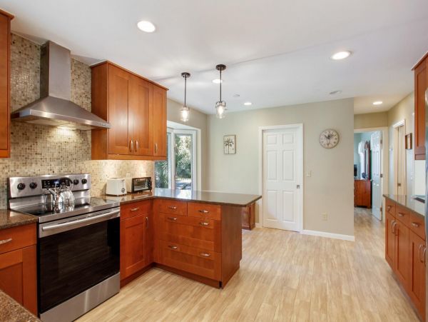 PALMETTO DUNES 4 BEDROOM POOL HOME SLEEPS 14