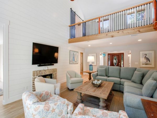 PALMETTO DUNES 4 BEDROOM POOL HOME SLEEPS 14