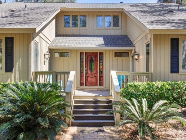 PALMETTO DUNES 4 BEDROOM POOL HOME SLEEPS 14