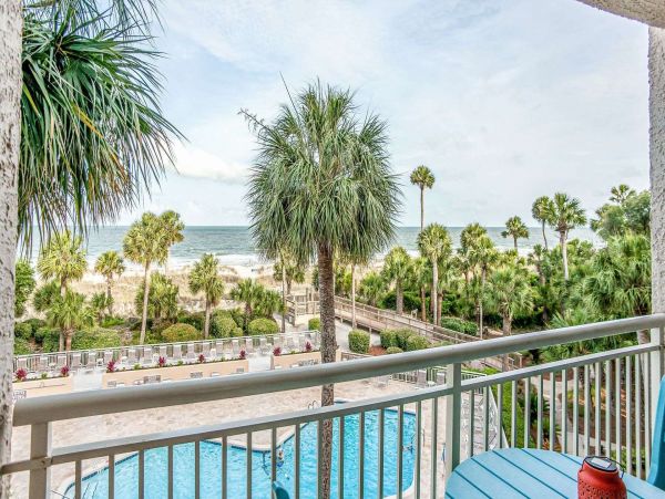 Oceanfront Vacation Rental with Stunning Views in Hilton Head
