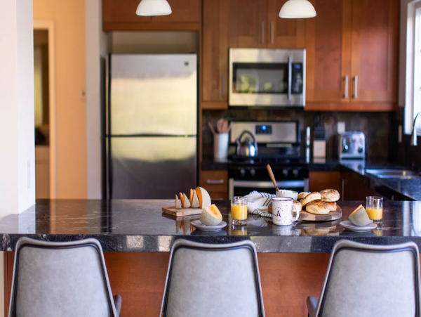 Lush Home with 4 Bedrooms in La Jolla