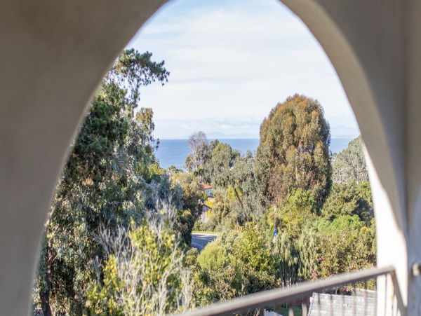 Lush Home with 4 Bedrooms in La Jolla