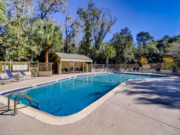 Spacious 2 Bedroom Townhome in Hilton Head