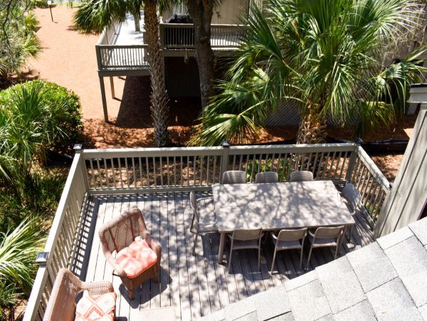 Charming 3 Bedroom Vacation Rental in Hilton Head Steps from Beach