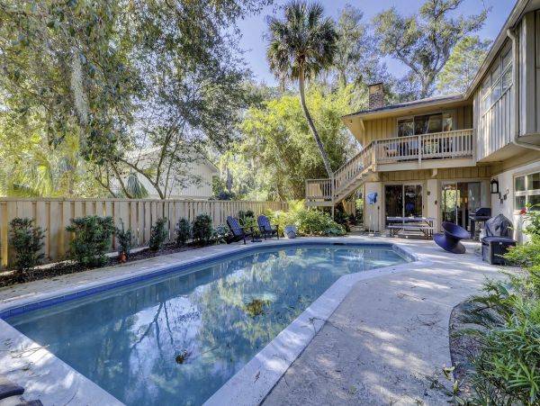 Luxury Vacation Pool Home in Hilton Head Island