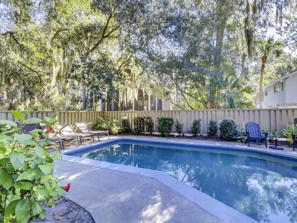 Luxury Vacation Pool Home in Hilton Head Island