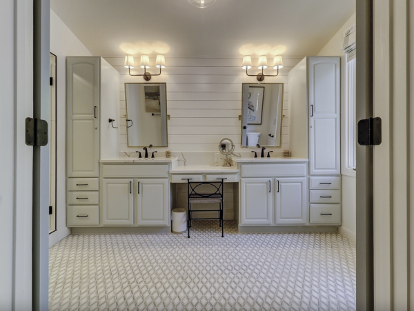 Upgraded Luxury Four Bedroom Beach Home Hilton Head
