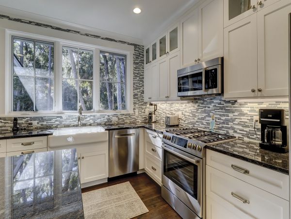 Four Bedroom Walk to Beach Vacation Rental Home in Hilton Head