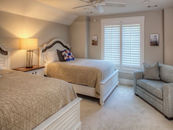 Four Bedroom Walk to Beach Vacation Rental Home in Hilton Head