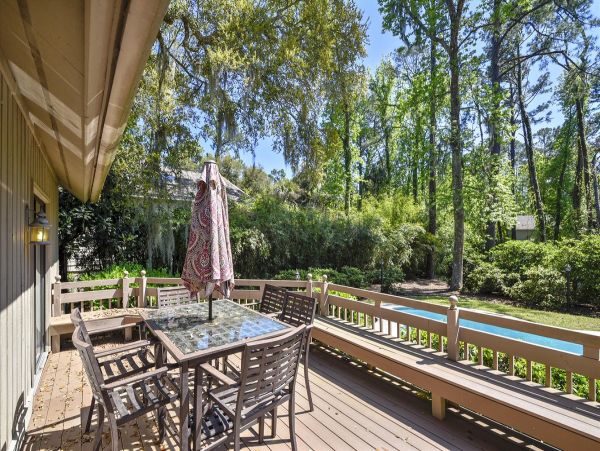 4 Bedroom Vacation Pool Home in Hilton Head Close to Beach