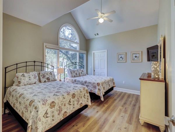 Luxury Four Bedroom Vacation Hilton Head Pool Home Sleeps 14