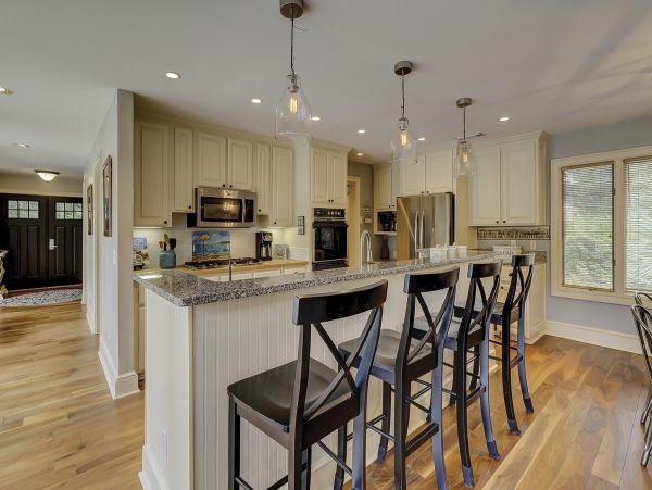 Stunning 4 Bedroom Pool Home in Hilton Head