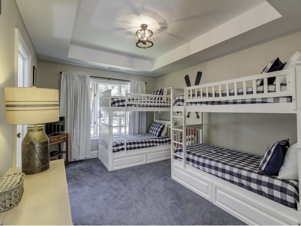 Stunning 4 Bedroom Pool Home in Hilton Head