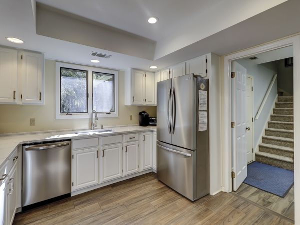 Hilton Head Island Family Home with Private Pool & Sunroom