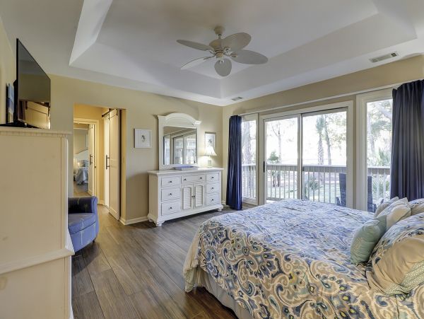 Hilton Head Island Family Home with Private Pool & Sunroom