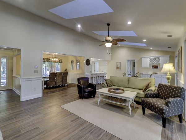 Hilton Head Island Family Home with Private Pool & Sunroom