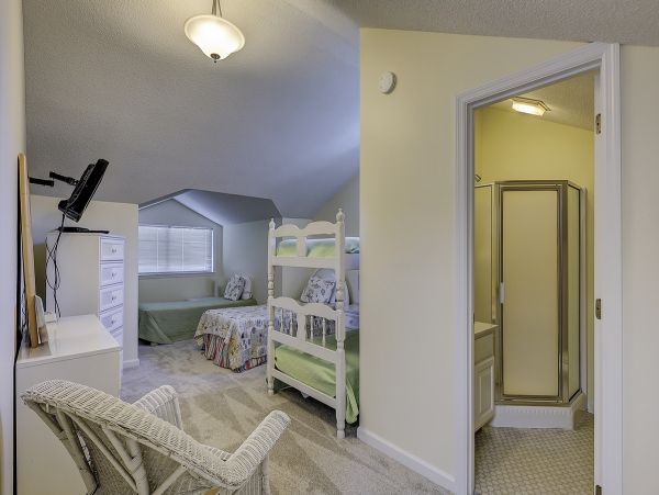 Beautiful Hilton Head Vacation Home Four Bedrooms Sleeps 10