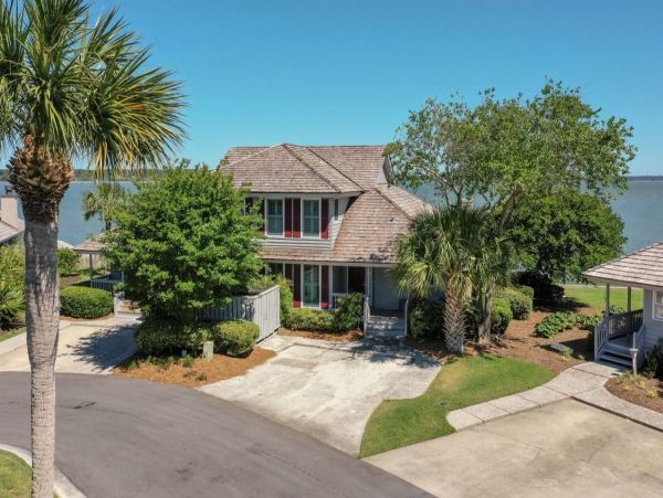 Beachside Hilton Head Four Bedroom Home Stunning Views