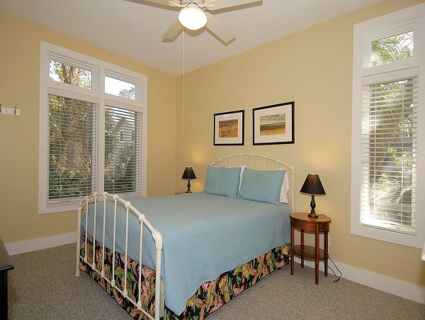 Newly built 4th row home in North Forest Beach
