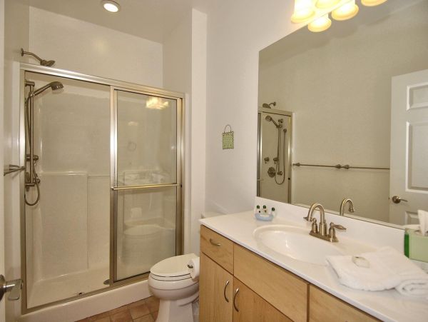 Newly built 4th row home in North Forest Beach