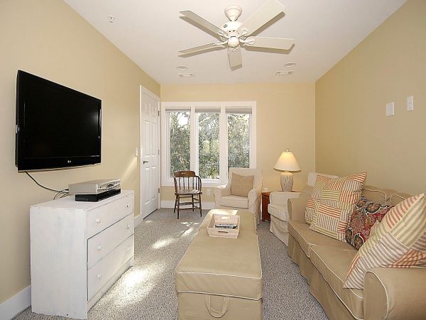 Newly built 4th row home in North Forest Beach