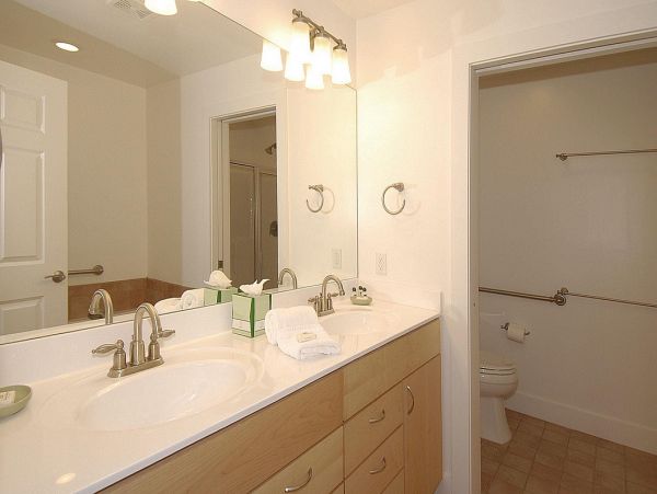 Newly built 4th row home in North Forest Beach