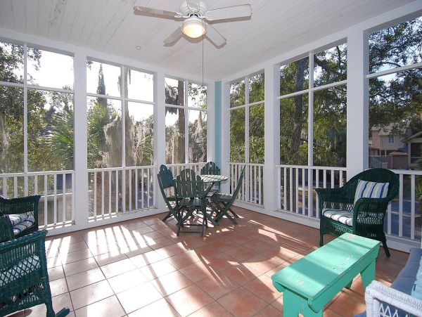 Newly built 4th row home in North Forest Beach