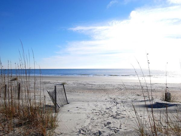 Newly built 4th row home in North Forest Beach